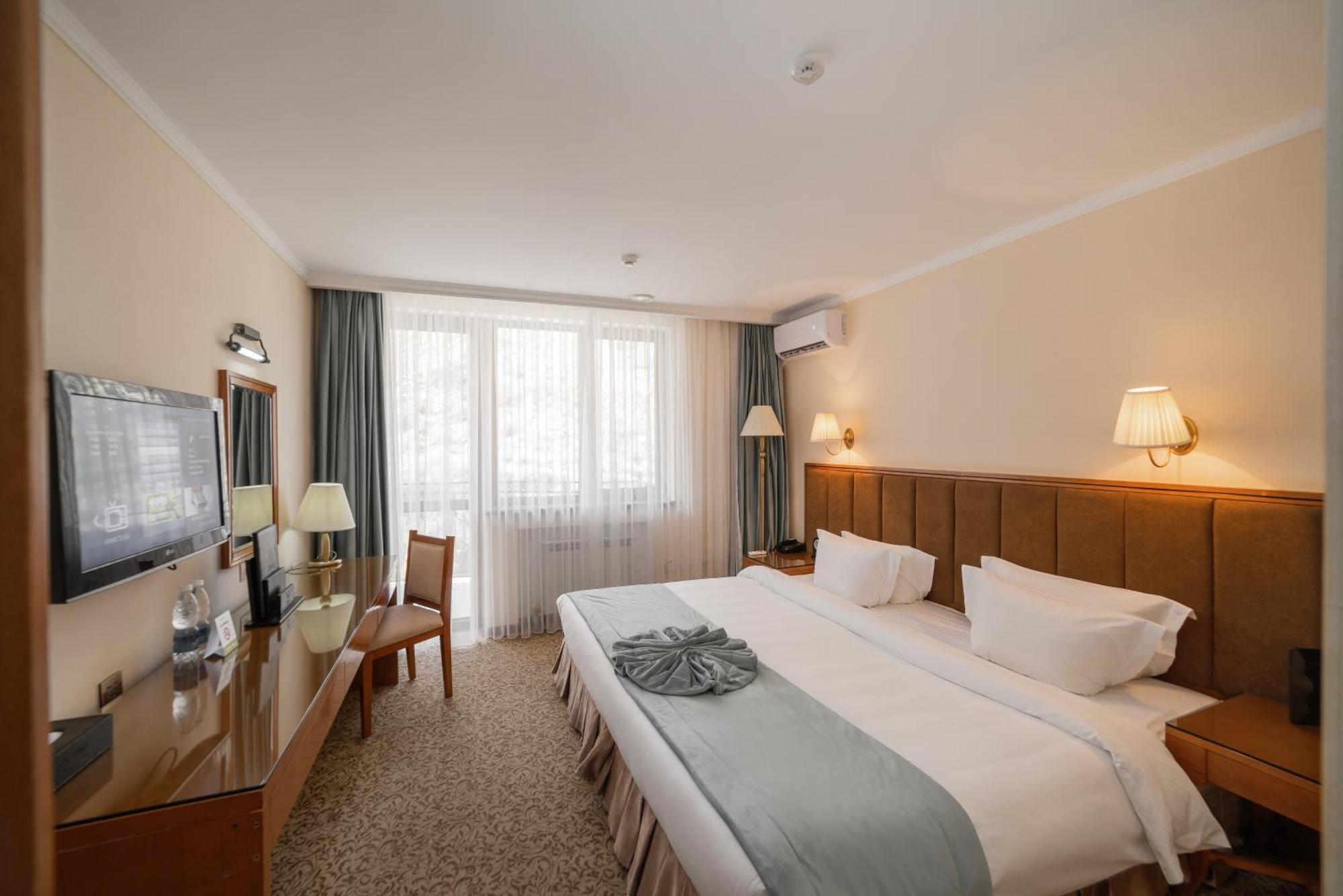 Jannat Resort Kara-Bulak Oda fotoğraf
